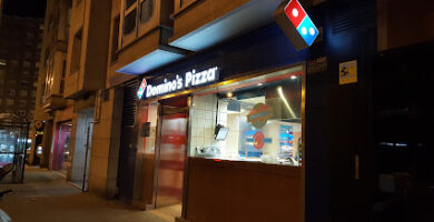 Domino&apos;s Pizza (Avda Finisterre | A Coruña)