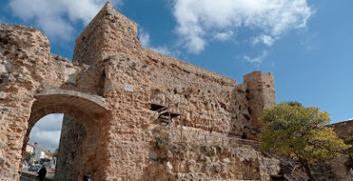Ruinas del Castillo de Cuenca  Lugar de interés histórico