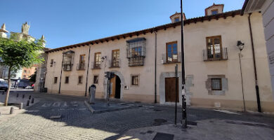 Casona de Puerta Castillo  Museo
